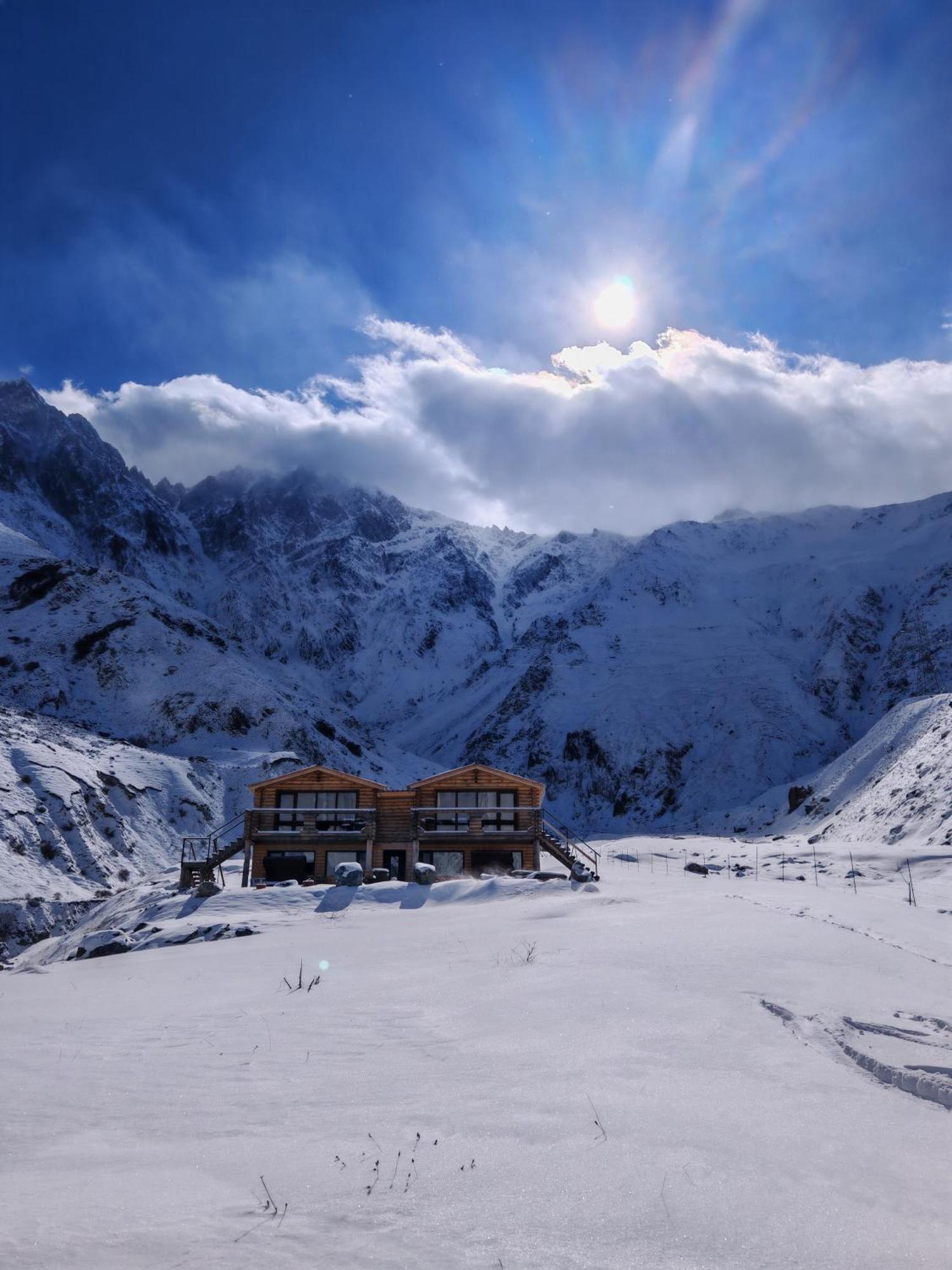 Alone Cottage Kazbegi Zimmer foto